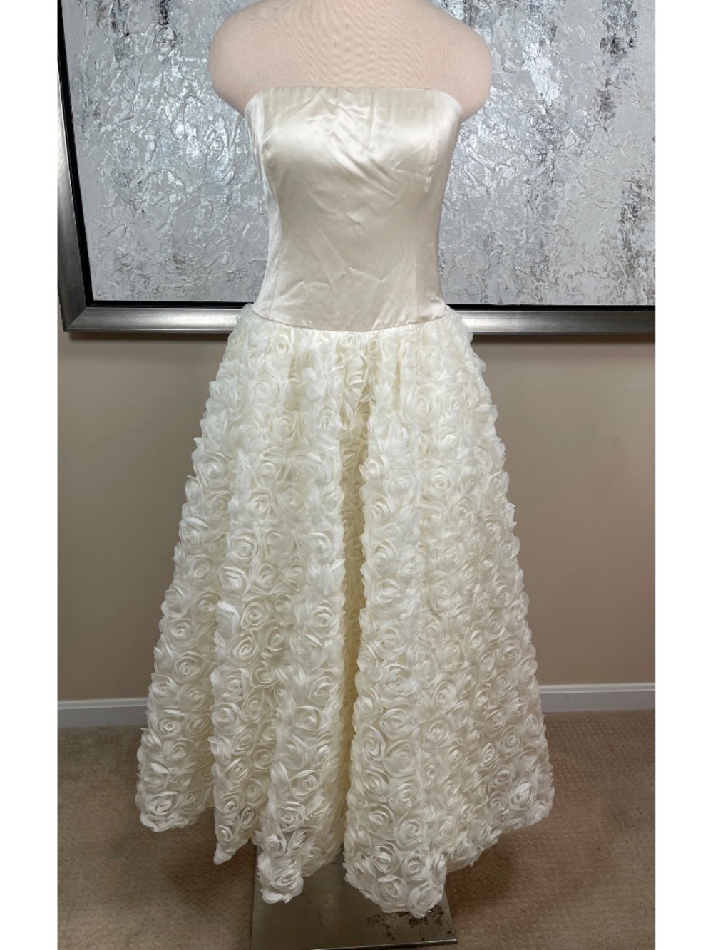 REFORMATION Rosy Strapless Floral Rosette Tulle White Maxi Dress Size 6 - Picture 3 of 8